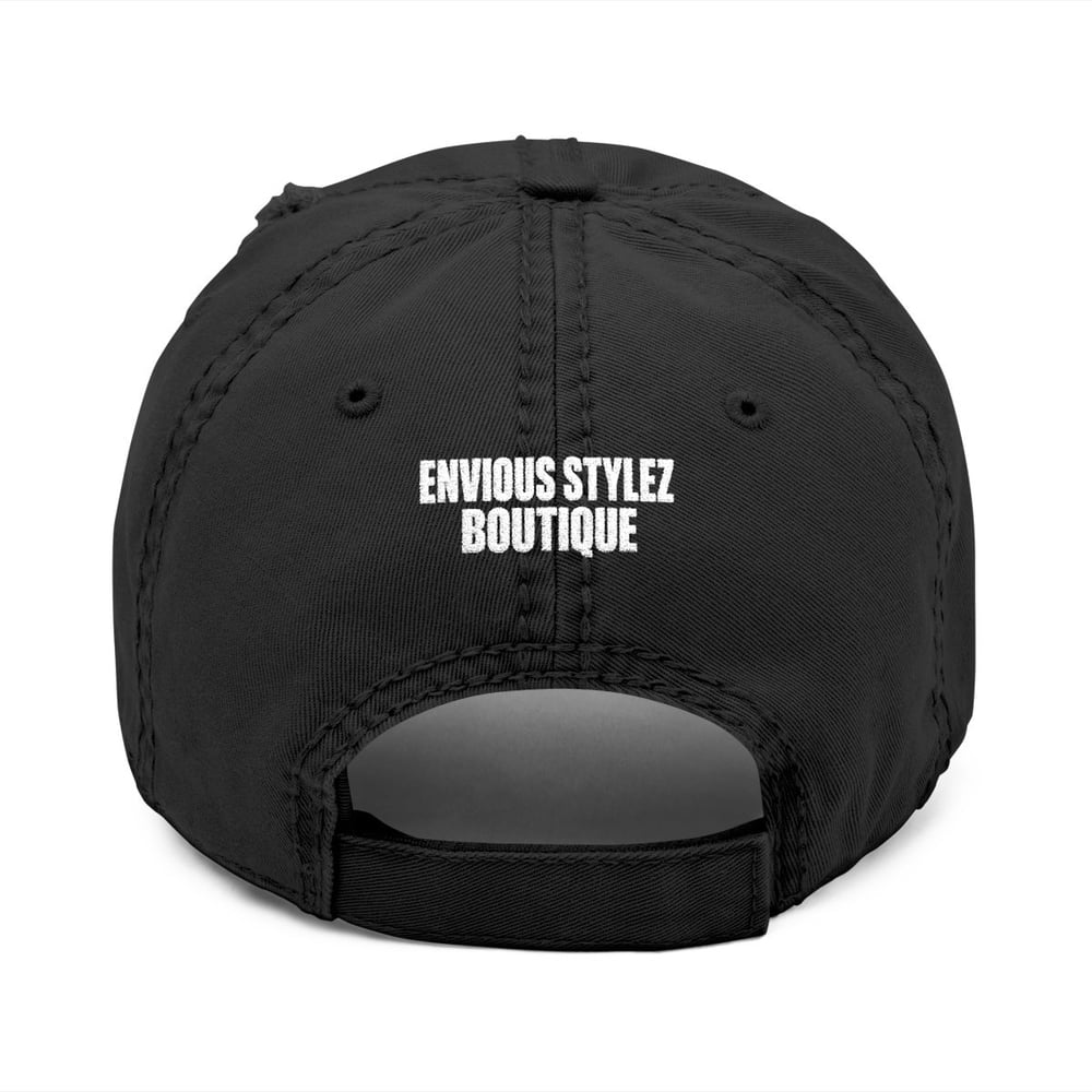 Image of unisex Distressed Embroidered Dad Hat - "I'M THE 1, NEVER THE 2" Casual Streetwear Cap
