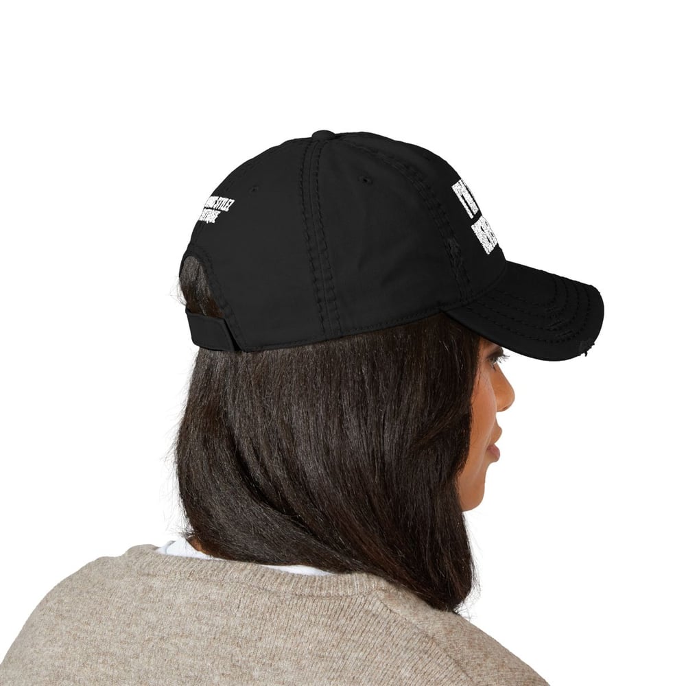 Image of unisex Distressed Embroidered Dad Hat - "I'M THE 1, NEVER THE 2" Casual Streetwear Cap