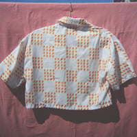Image 2 of lightning houndstooth crop