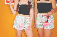 Image 3 of floral clash shorts 2