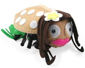 Image of Leilani the Hula Girl Jumble Bug
