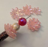 Pack of 10 lotus flower beads 