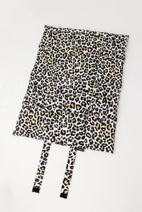 Image 2 of Mat - Leopard