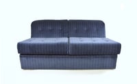 Image 1 of Banquette convertible bleu rayé