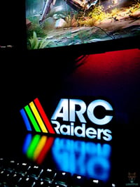 Image 3 of Lampe LED 3D Arc Raiders – Décoration Gaming RGB