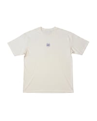 Image 3 of Camiseta beige ''Siempre tú''  ·  Gallery Tees - Drop 01 