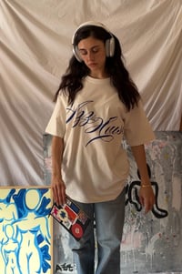 Image 1 of Camiseta beige ''Azz House'' · Gallery Tees - Drop 01