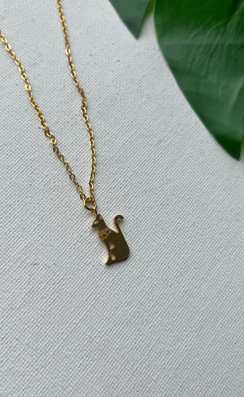 Image of GOOD KITTY • Cat Pendant Necklace
