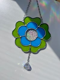 Image 3 of Flower Rainbow Maker