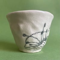Image 2 of inventory middle mug 2