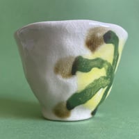 Image 2 of inventory middle mug 11