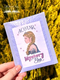 Image 3 of Мистериозна торбичка "Двор от рози и бодли"