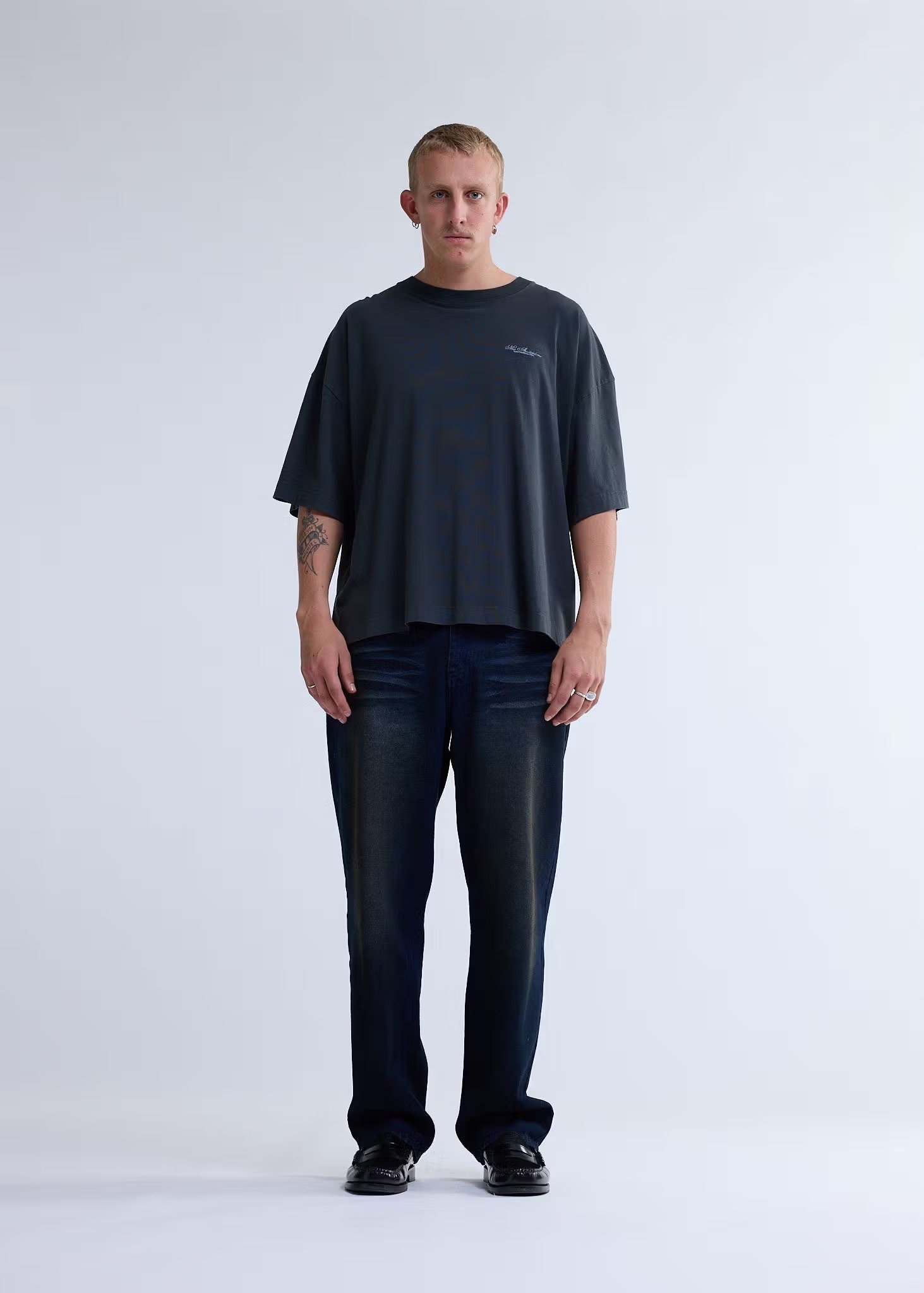 Image of NEW AMSTERDAM SURF ASSOCIATION BIG LOGO TEE ANTRACITE