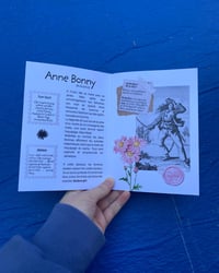 Image 2 of Fanzine "Badass girlz" - DROP FLEURS