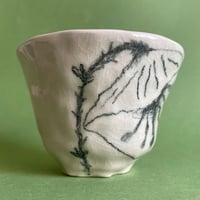 Image 2 of inventory middle mug 8