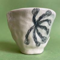 Image 2 of inventory middle mug 5