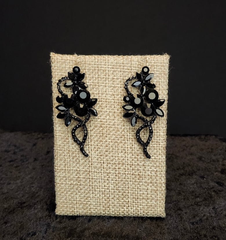 Image of Black Flower Pierced Earrings 