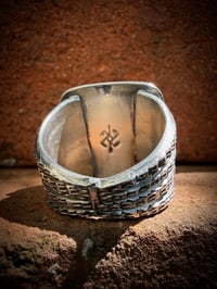 Image 7 of WL&A Handmade Old Style Heavy Ingot Gem Grade Black Jack King Cobra Ring - Size 13