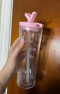 20 oz Pink Flip Straw Cup