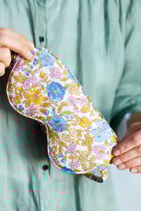 Image 1 of Sleep mask * Lilac garden