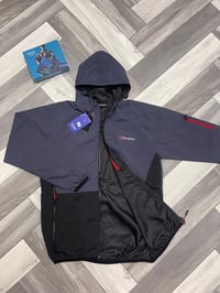 Image 3 of Windbreaker berghaus 