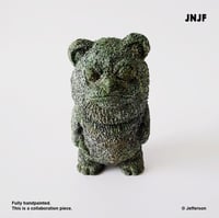 Image 1 of Rock Effect Bear Guy