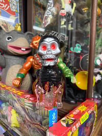 Image 1 of Thrash Out Skeleton