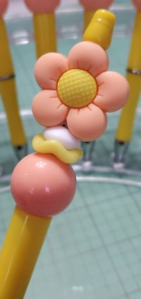 Image 2 of Yellow & Peach Flower Focal Pens (597)