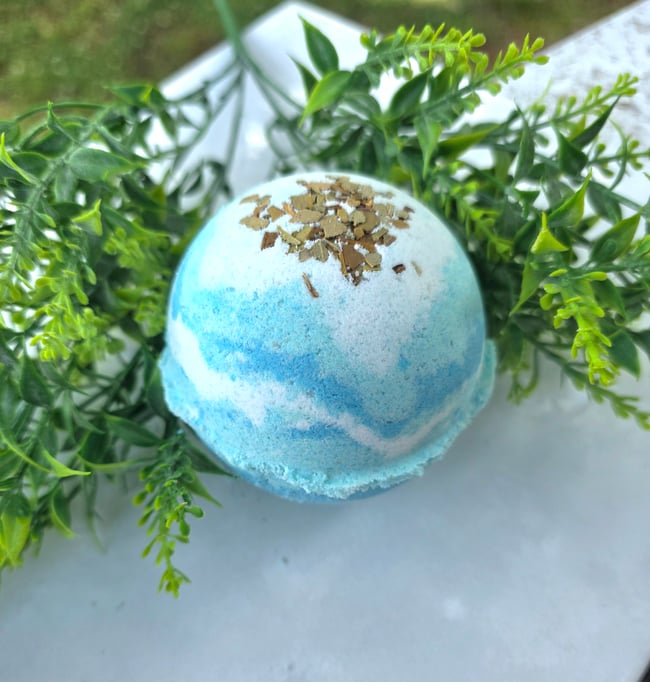 Eucalyptus & Tea Tree Oil Essential Oil  Botanical Bath Bomb 7oz