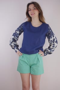 Image 3 of LILA --- blouse en lin à manches fleuries
