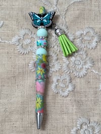 Green floral butterfly pen 💚