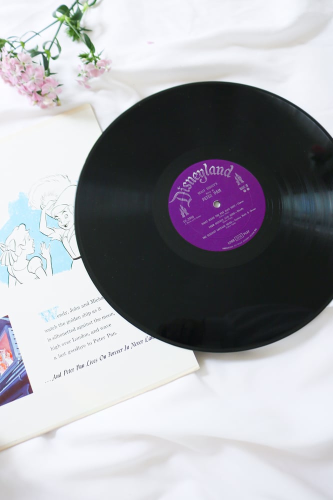 Image of Vintage 1968 Disney Magic Mirror Peter Pan Record with Book