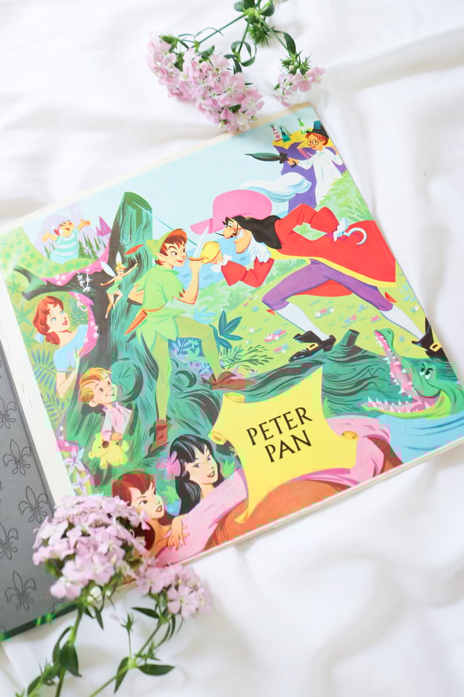 Image of Vintage 1968 Disney Magic Mirror Peter Pan Record with Book