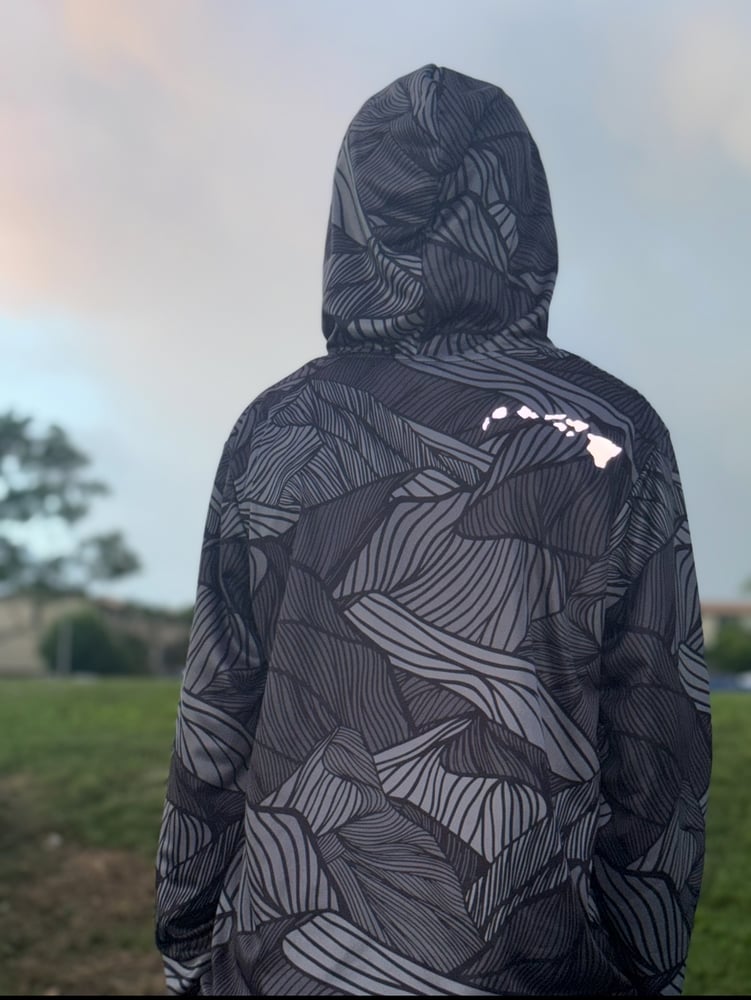 Image of MAUKA MEN'S DRI FIT HOODIE 