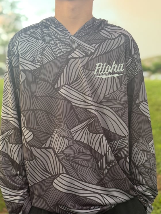 Image of MAUKA MEN'S DRI FIT HOODIE 