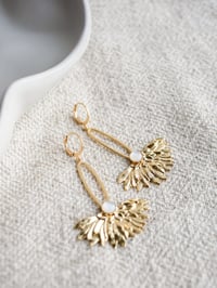 Image 7 of Boucles d'Oreilles FREYJA - 3 Coloris