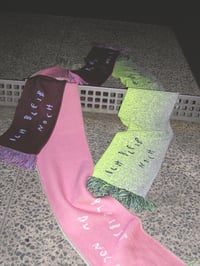 Image 5 of bleibst du noch scarf / limette - kiesel 