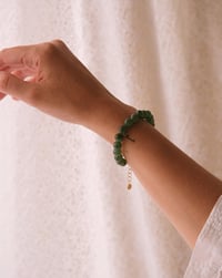 Image 2 of Pulsera Cuarzo verde