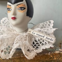 Image 4 of Le regard fardé