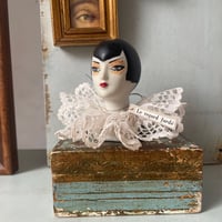 Image 1 of Le regard fardé