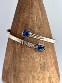 Hammered silver bangle with Kyanite gemstones