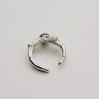 Image 3 of Cuff earrings with the pearl