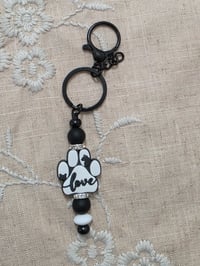 Cat paw keychain 