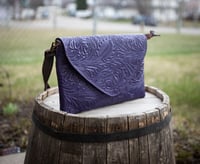 Image 1 of Fiesta Clutch 