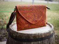 Image 7 of Fiesta Clutch 