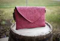 Image 6 of Fiesta Clutch 