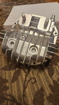 Image 2 of R200 Finned Differential cover 