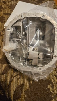 Image 7 of R200 Finned Differential cover 