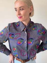 Image 3 of Vibrant Vintage Long Sleeve Shirt with Leaf Design 