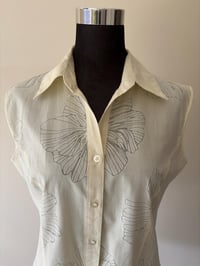 Image 2 of Vintage Suzanne Grae Lemon Sleeveless Summer Shirt